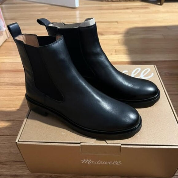 Madewell Chelsea Boots Size 8.5 - New in Box! - Picture 3 of 5